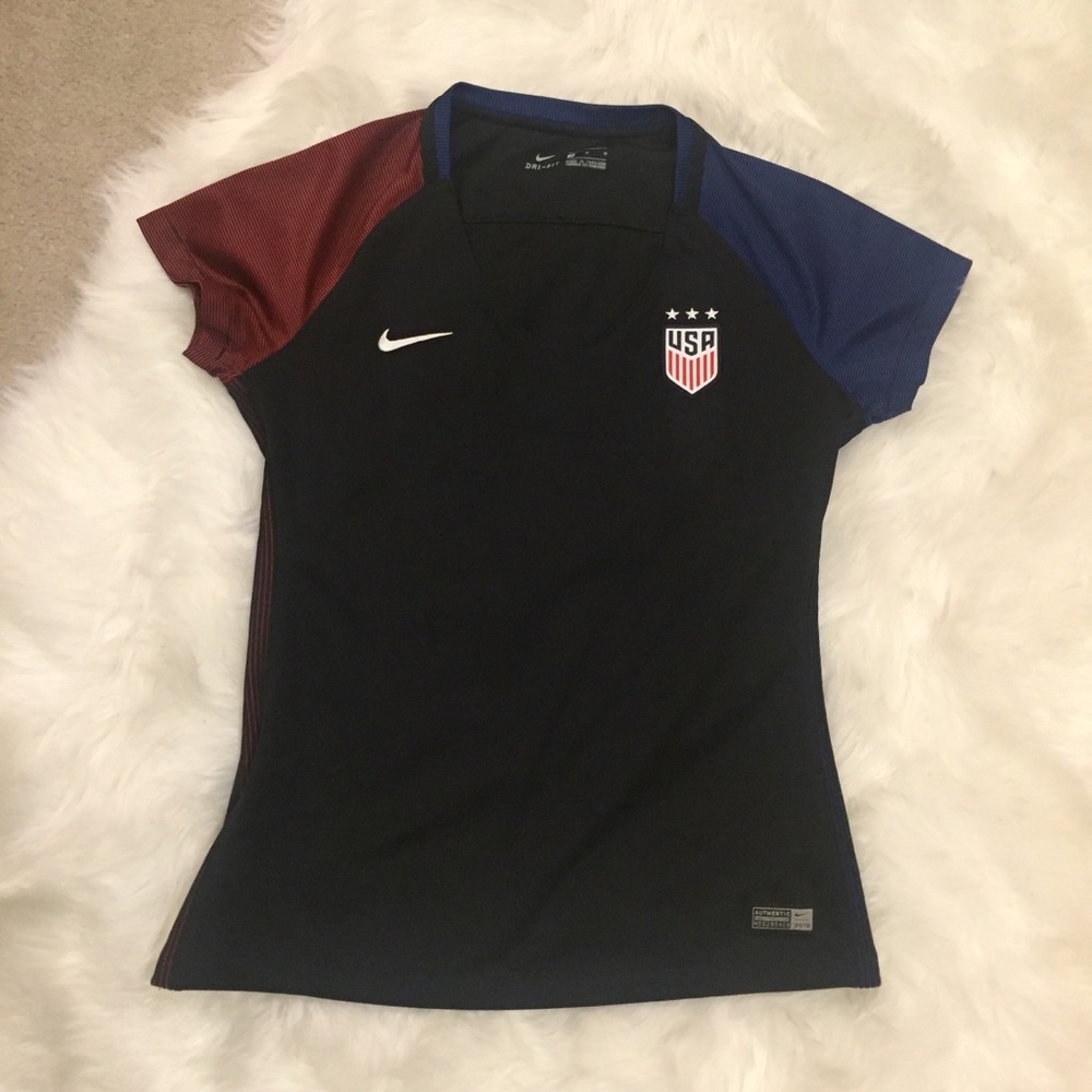 Nike USA women’s jersey
